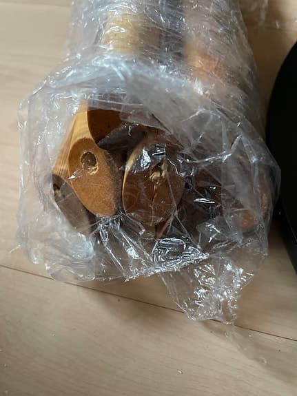 Pall runda svart trä ben (ej ikea)