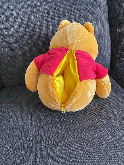 Nalle Puh mjukisdjur med dragkedja