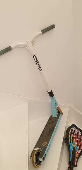 District Sparkcykel och tennistränare