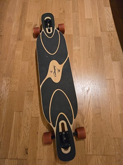 Loaded Dervish Sama Longboard Orange hjul