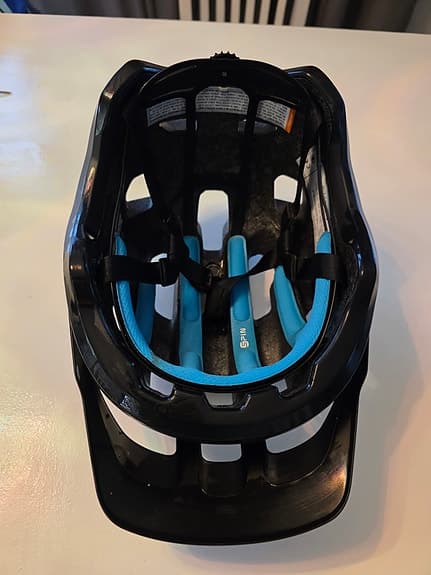 POC Axion SPIN – Kvalitetshjälm för MTB/Cykling