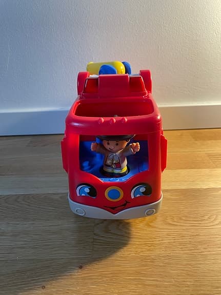Fisher-Price Little People Brandbil med figurer