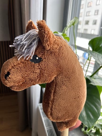 Nytillverkad käpphäst