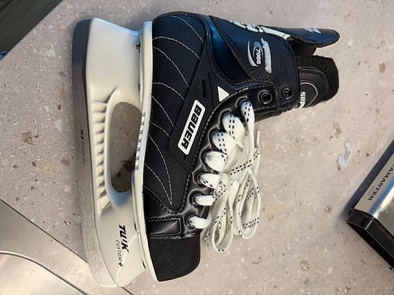 Bauer Supreme 7000, Helt nya skridskor!