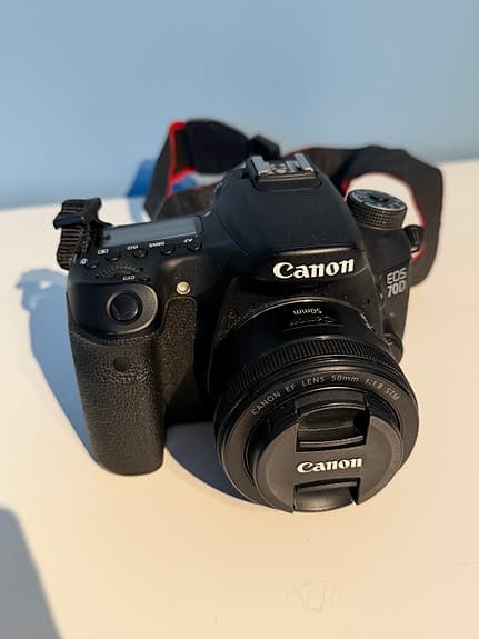Canon 70D kamerakit med objektiv, mikrofoner och blixt