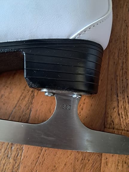 Skridskor barn storlek 36 vit