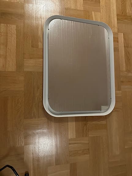 IKEA Spegel med belysning