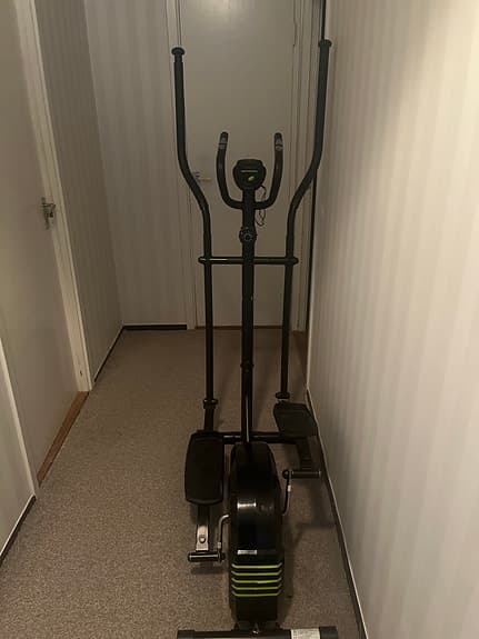 Titan Life Crosstrainer svart