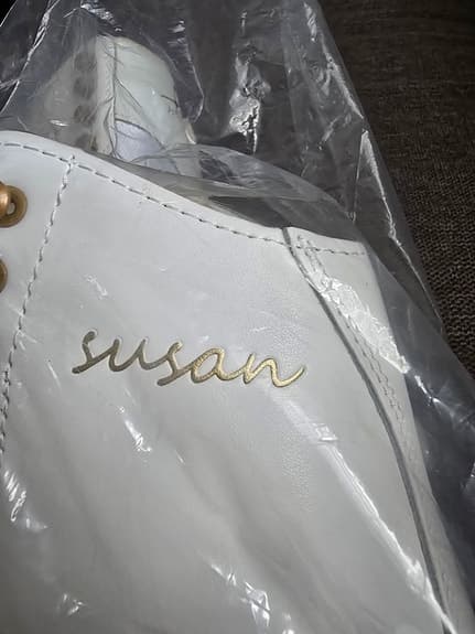 Skridskor America, Susane