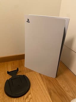 Sony Playstation 5 standard edition 1TB vit med tillbehör