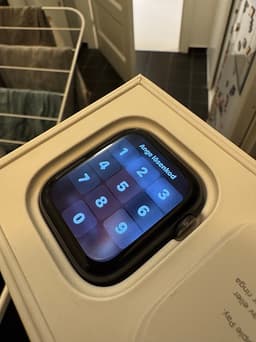 Apple Watch SE cellular