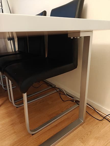 Matbord och stolar