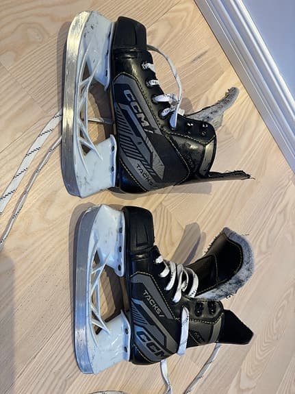 CCM Ishockeyskridskor barn storlek 32