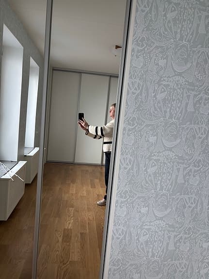 Spegelskjutdörrar