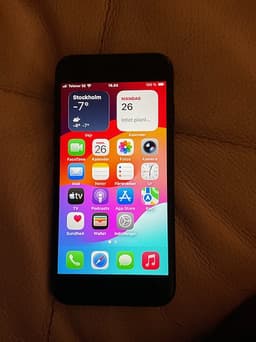 Apple iPhone SE (2-3 gen) 64 GB