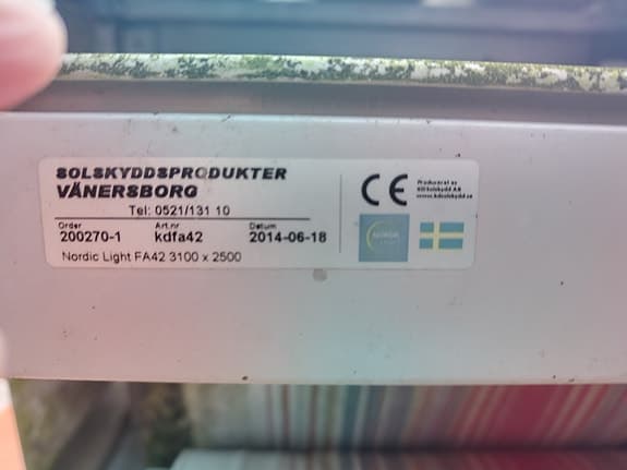 Kvalitets Terass Markis med motor och fjärrkontroll 3100 x 2500 mm