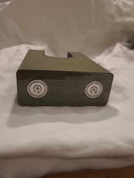 Magnetisk vapenhållare två stycken (olivgrön)