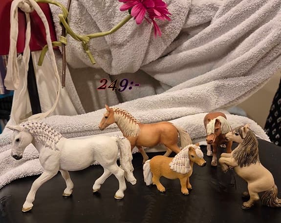 ✨Magnifika Handmålade Schleich-Hästar ~ Prima Skick! ✨