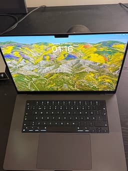 MacBook Pro 16” M3 Max – 48 GB RAM / 1 TB SSD (Rymdsvart)