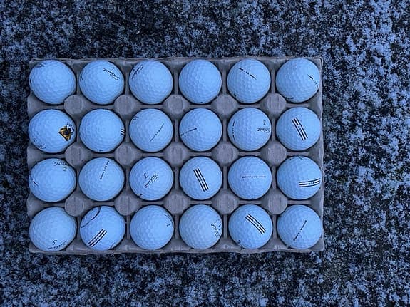 Titleist AVX A-klass Golfbollar 24-pack