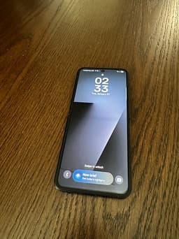 Samsung Galaxy Z Flip 7 FE – som ny, endast testad (utan kartong)