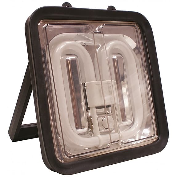 Gelins-KGK Attack 38 Belysning  IP44 med 230 V uttag