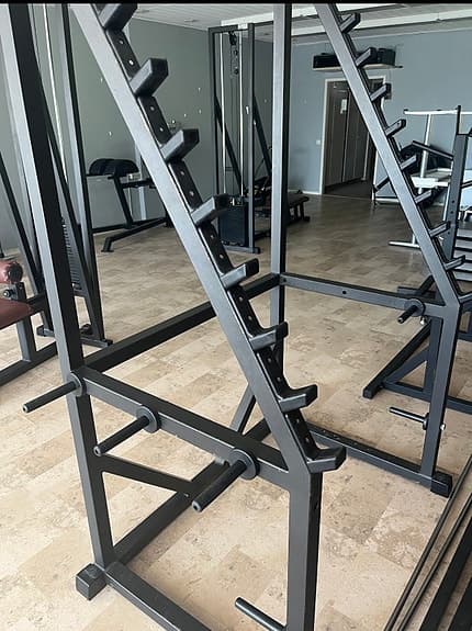 Kvalitetsutrustning till gym eller hemmaträning styrka och kondition