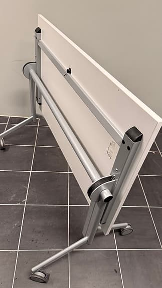 Swedese Alufloop skrivbord 160x80 cm vitt MDF