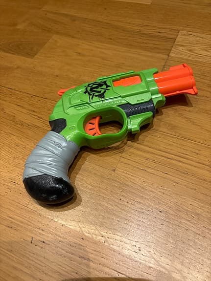 Nerf pistoler och nerfskott