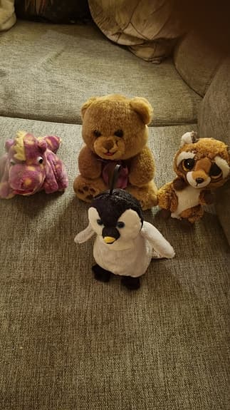 Ty mjukisdjur set med björn, pingvin, räv och enhörning