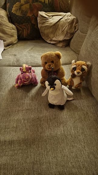 Ty mjukisdjur set med björn, pingvin, räv och enhörning