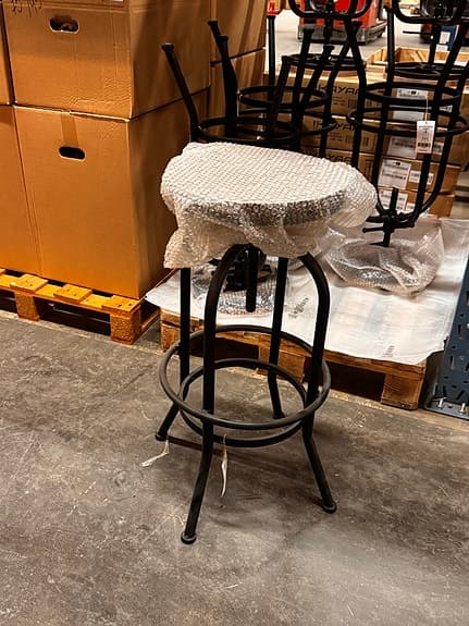 Barstol - reglerbar höjd.