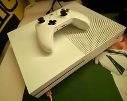 Xbox One S Xbox One