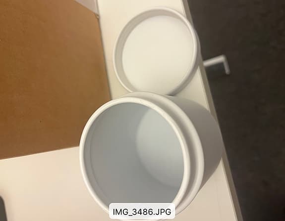 Stilrena vita burkar