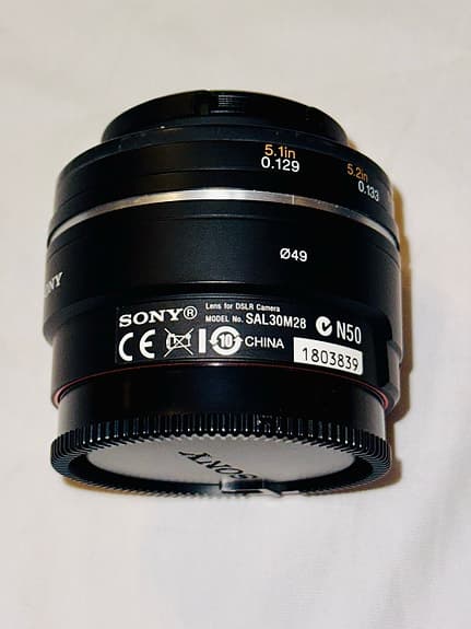 Sony DT 30mm f/2.8 Macro SAM + Kenko MC UV-filter