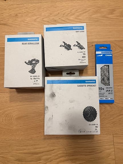Shimano CUES 10 växlad grupp (helt nytt, i originalförpackning)