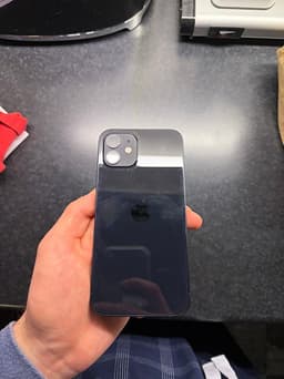 Apple iPhone 12 128GB – 74% batteri – bra skick