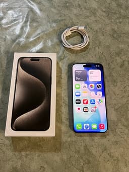 Apple iPhone 15 Pro Max mobiltelefon 1 TB