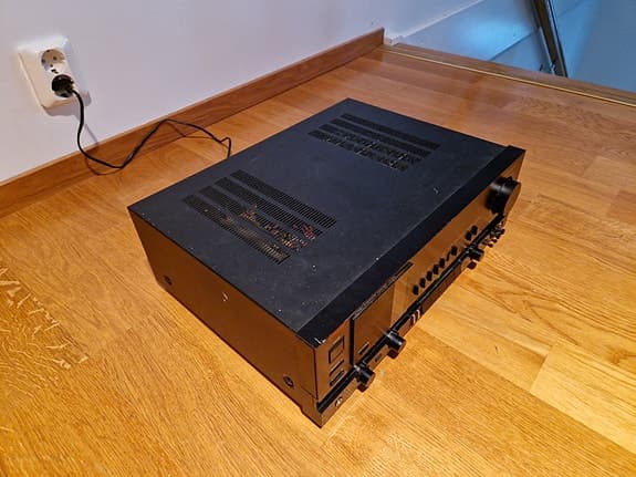 Luxman Lv 105u rörhybrid förstärkare