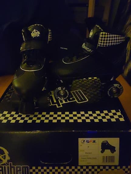 Mayhem Rullskridskor storlek 38 svart