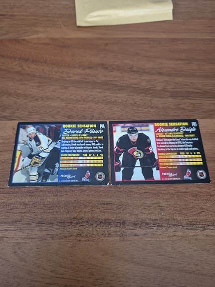 260-6/ 2 st :Sensation" Hockeybilder