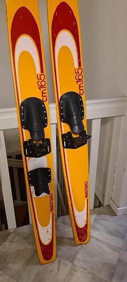 Vattenskidor  Watski 165 cm med våtdräkt och draglina