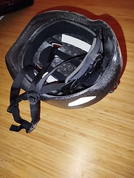 2 btwin Cykelhjälmar svarta