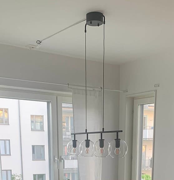 Mio Taklampa 4-glober Svart