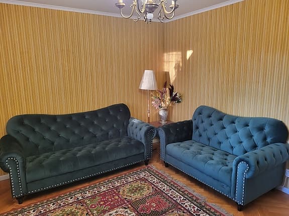 2 soffor Chesterfield