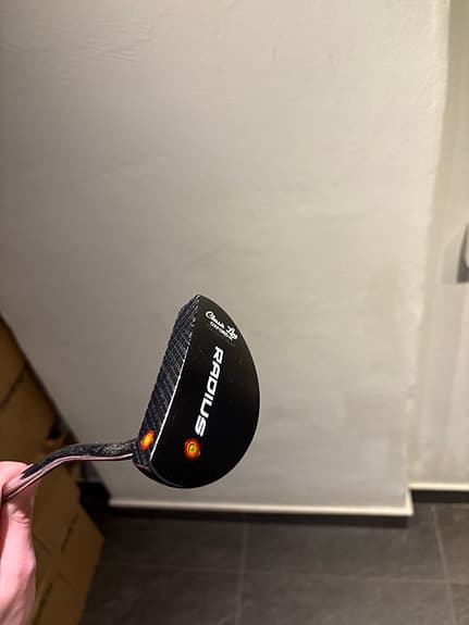 Radius Oxford Classic Black putter vänster