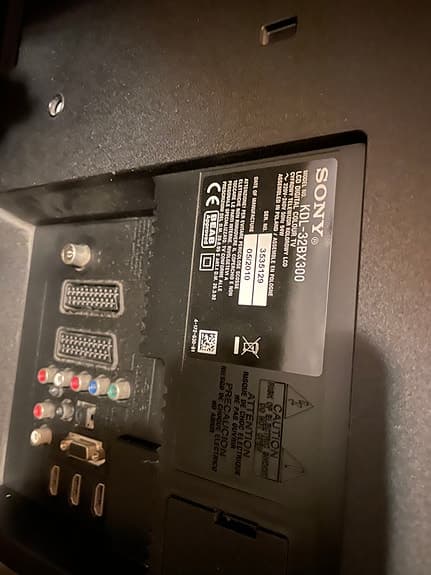 Sony 32 tums //KDL-32BX300