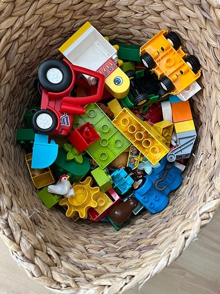 LEGO DUPLO byggklossar och figurer