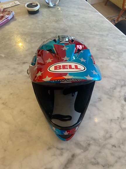 Bell Nitro Circus cykelhjälm