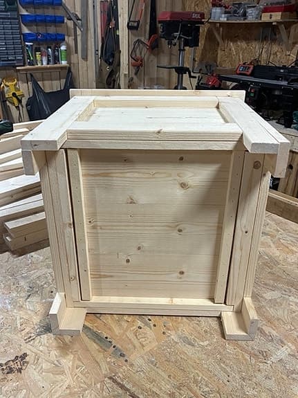 planteringskorg 45 x 45 x45 cm obehändlad trä, DIY